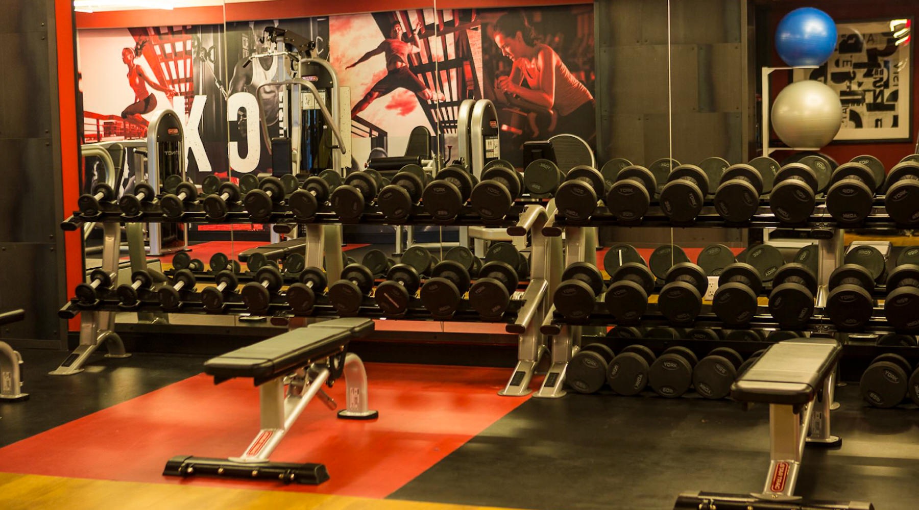 Open and well-lit fitness center